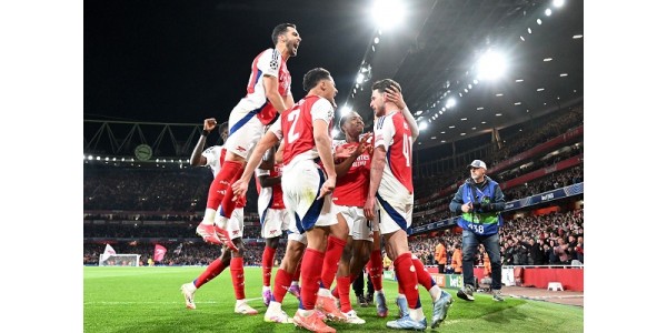 Arsenal won de wedstrijd in het Bernabéu Arsenal won de wedstrijd in het Bernabéu